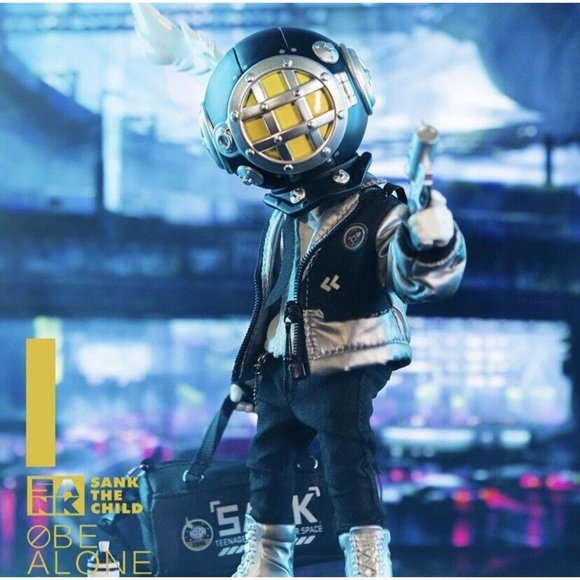 Limited Edition Sank Action Figures Future Boy & Retro Boy Bundle! Designer Toys - Picture 5 of 12